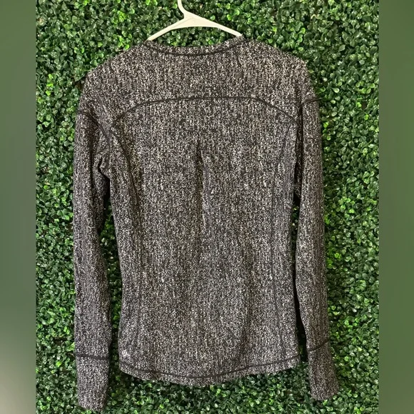 Lululemon Outrun Long Sleeve - Picture 8 of 11